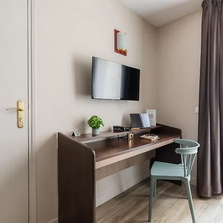 Appart'city Confort Centre Apart-hotel 3*