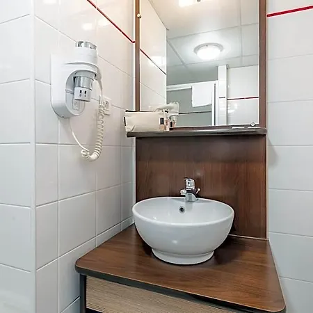 Ξενοδοχείο με διαμερίσματα Appart'city Confort Centre 3*